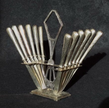 Késtartó, WMF, 1900 körül: német, 12 db