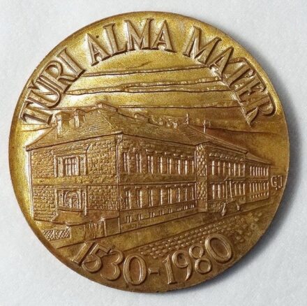 G.J. jelzéssel: Túri Alma Mater