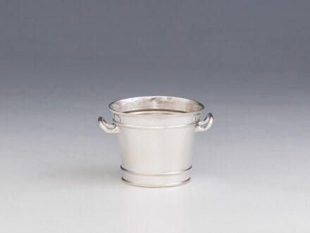 Biedermeier fűszertartó tálka, ezüst, 38