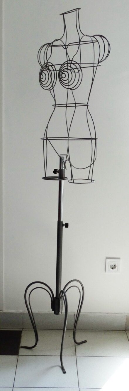 Szabóbaba, Maurizio Peregalli design, 1992: forgalmazó: Zeus Noto