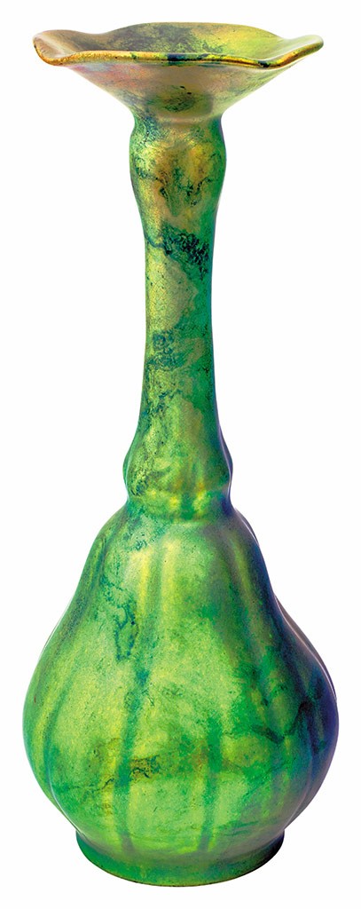 Hosszú nyakú váza, Zsolnay, 1900