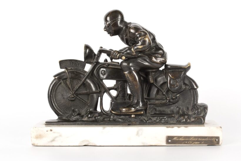 20. századi magyar művész: Mechanikus rendőrök, 1935 - Image 3