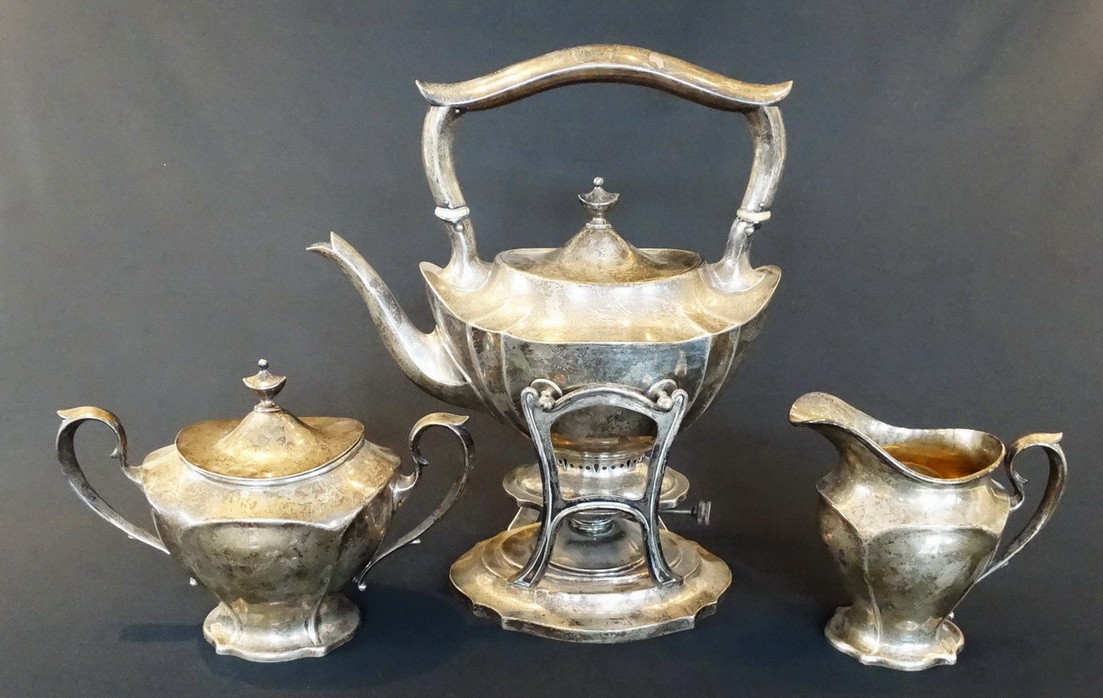 Teáskészlet melegítővel, 4 db