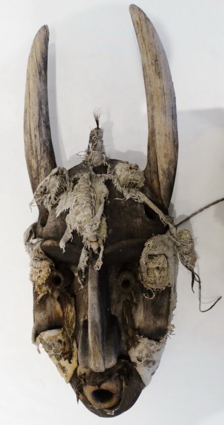 Maszk, afrikai: fehér ördög