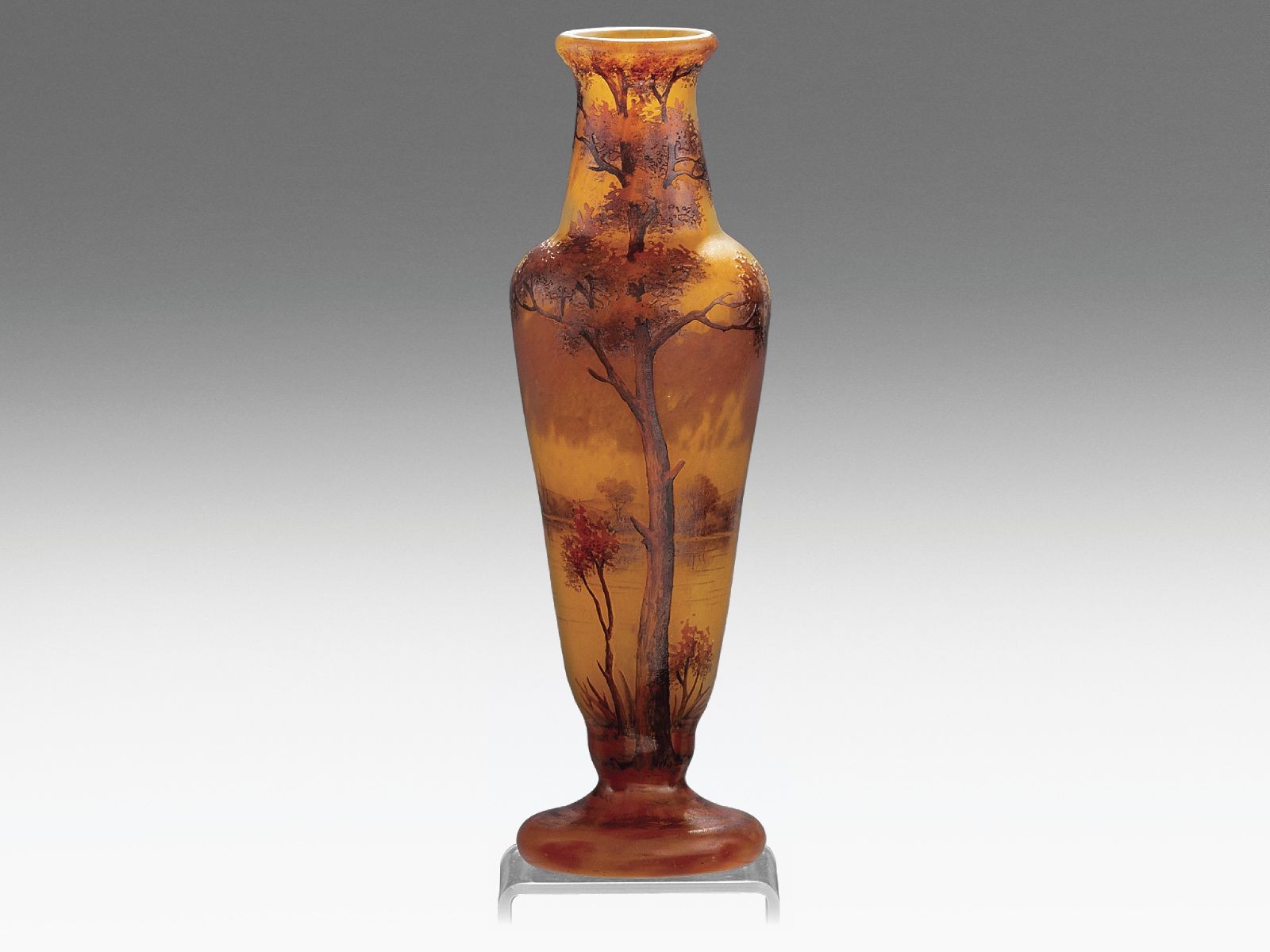 Francia váza
Daum Fivérek gyára, Nancy, 1920 körül.