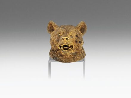Figurális tintatartó - Medvefej
Bécs, XIX. század vége.