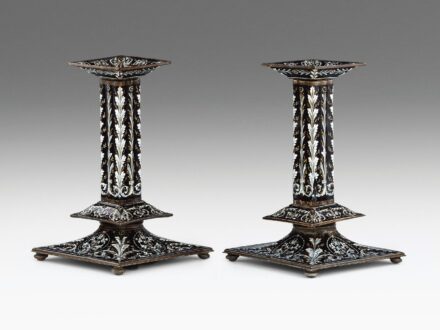 Francia gyertyatartó-pár
Limoges, 1870 körül