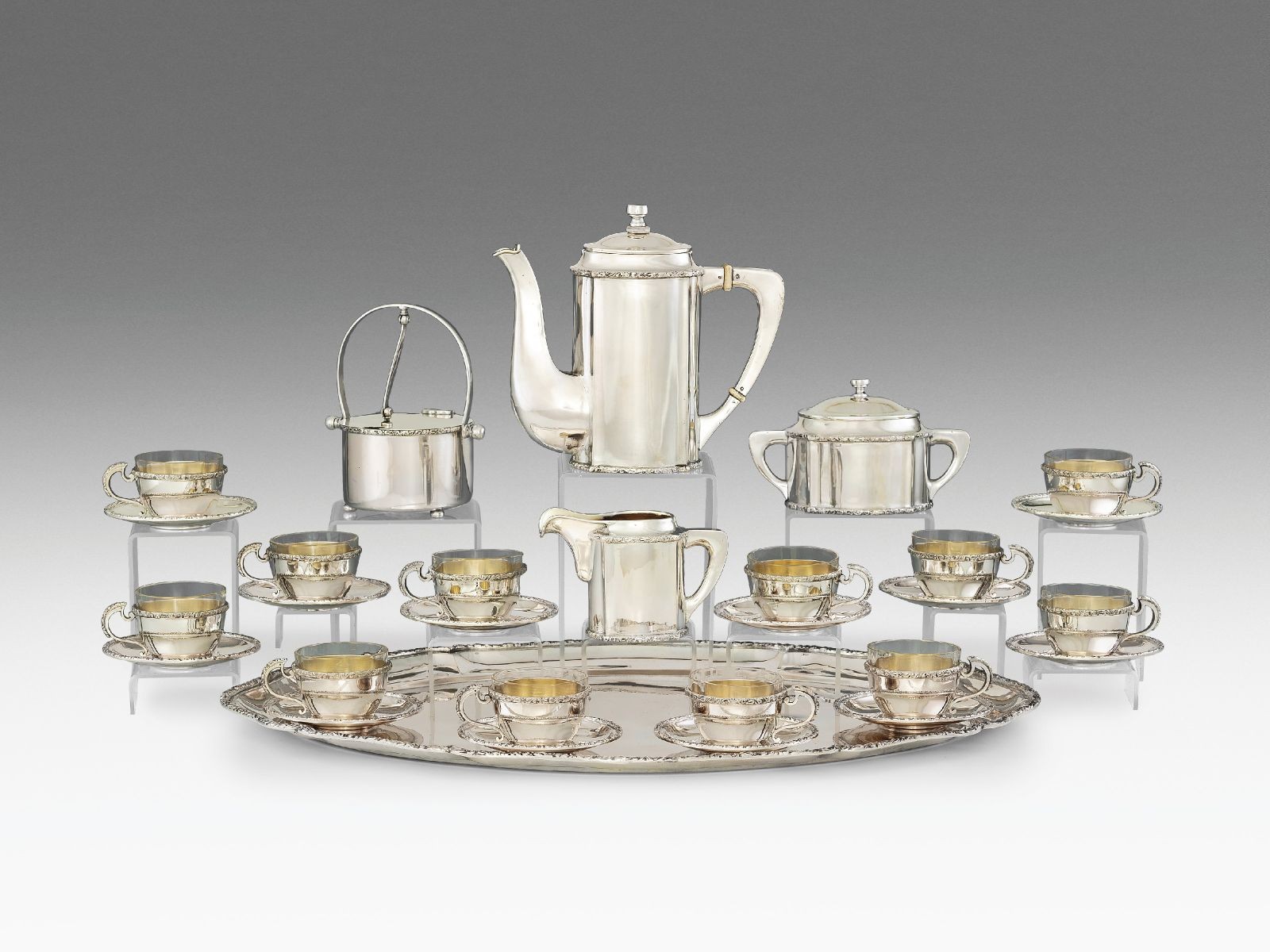 12 személyes kávés készlet
Pest, 1920 körül, Polgár Kálmán.