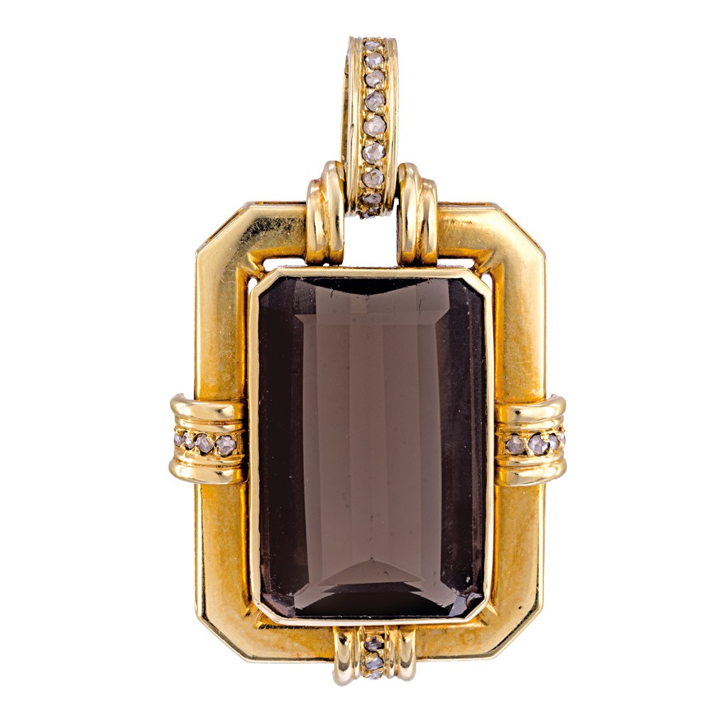 Függő füstkvarccal