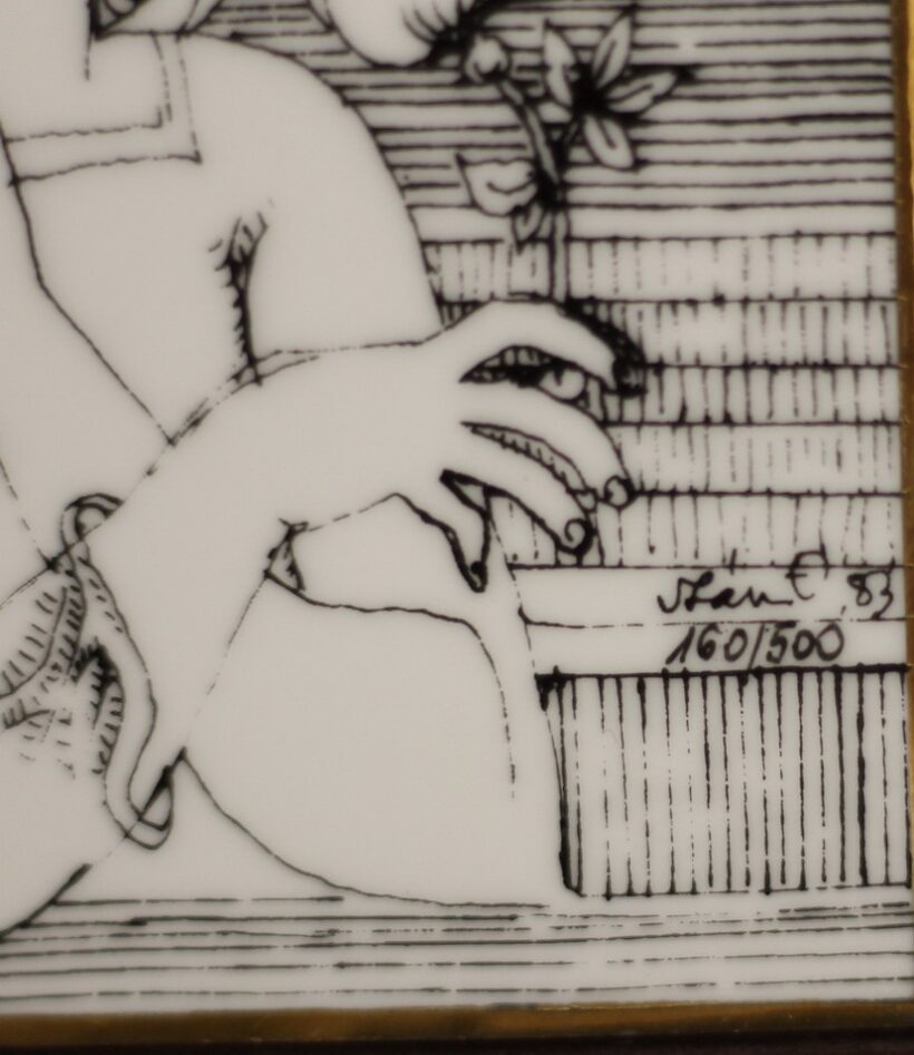 Szász Endre (1926 - 2003): Lányka virággal - hollóházi falikép, 1983 - Image 2
