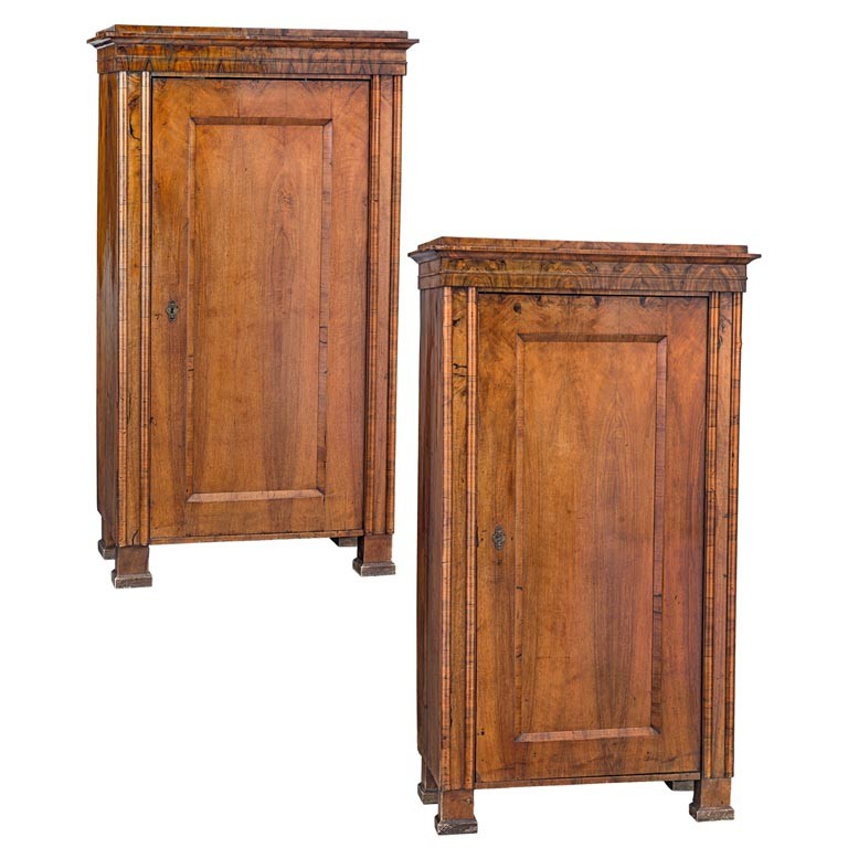 Ruhásszekrény pár