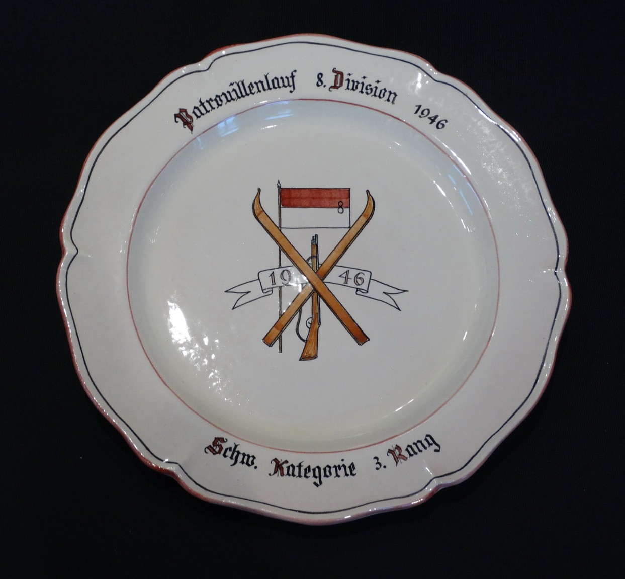 Svájci fajansztányér, 1946, Luzern