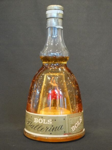 Bols Ballerina Bottle, 1960-as évek: felhúzható, zenélő, táncoló balerinával