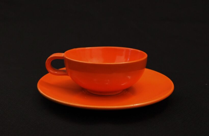 Kávéskészlet, 6 személyes, hozzá 4 süteményes tányér, jelzés nélkül,  porcelán: - Image 3