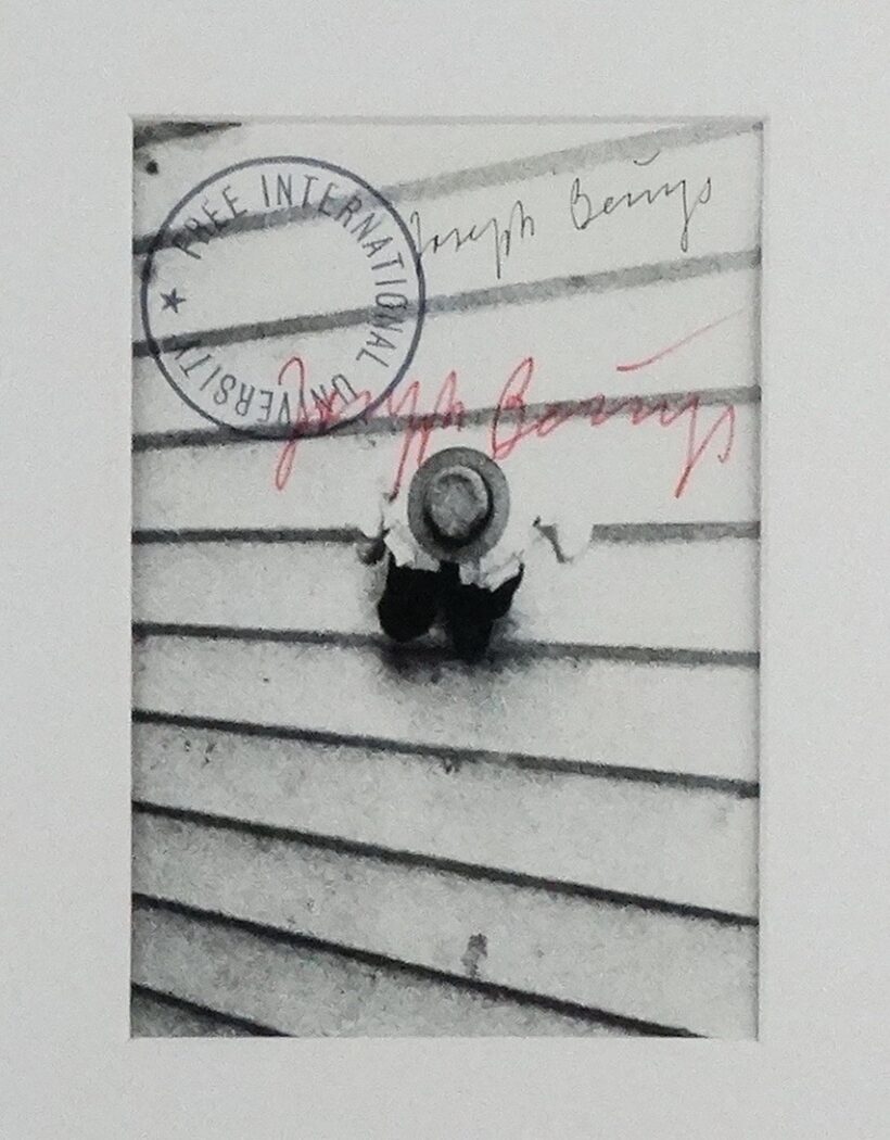 Joseph Beuys (1921-1986): Lépcsőn