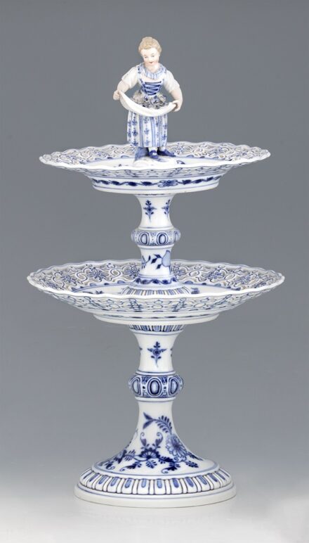 Meisseni emeletes kínálótál
, Meissen, XIX. század vége