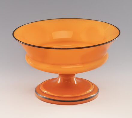 Art deco kínálótál
, Csehszlovákia, 1930 körül