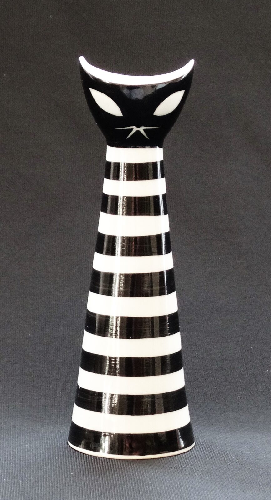 Török János : Zsolnay macska váza