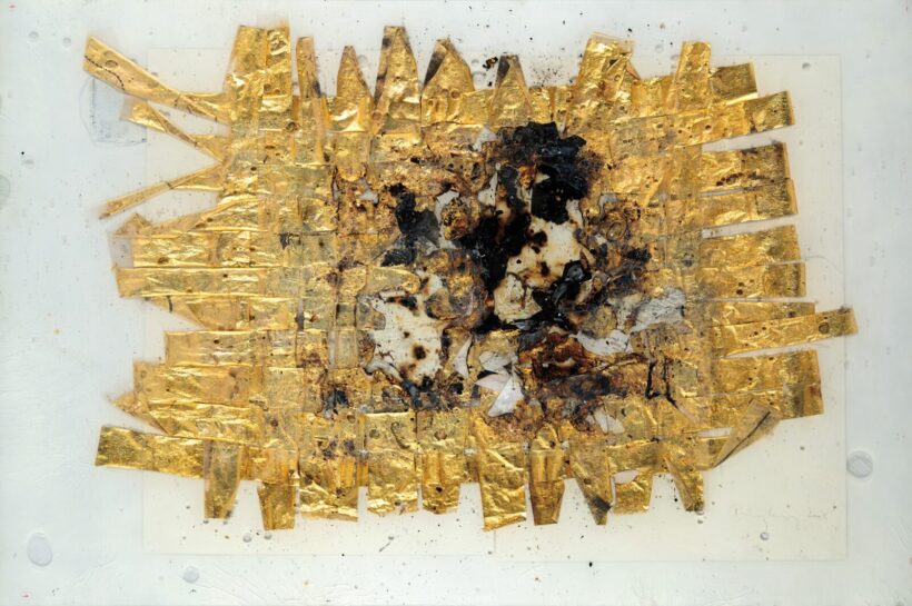 Paizs László (1935-2009): Égő aranyszövés, 2008