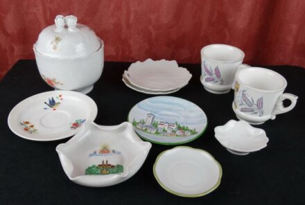 Porcelán tárgyak, 10db, 7db kistálka, bonbonier, 2 csésze