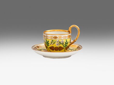 Biedermeier díszcsésze