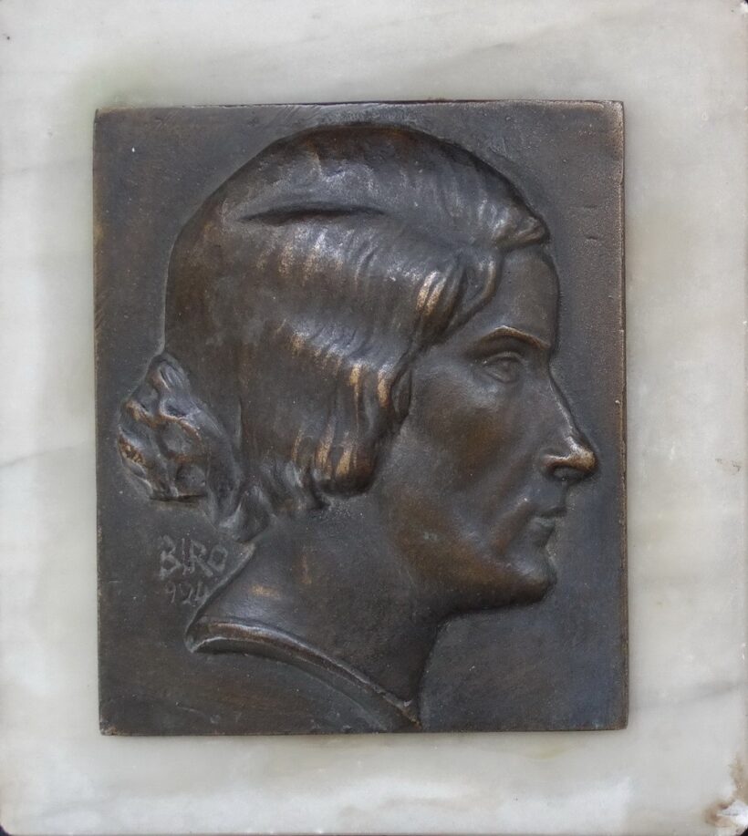 Bíró Mihály (1886 1948): Női portré relief, 1924