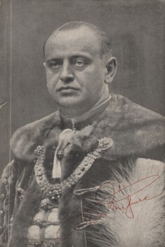 Dréhr Imre, nagyszentmiklósi Dréhr Imre, nagyszentmiklósi: Nagyszentmiklósi -- népjóléti és munkügyi államtitkár, Veszprém országgyűlési képviselőjének beszámolója 1930 május hó 18-án Veszprémben.