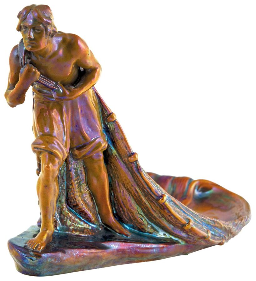 Zsolnay: Tál, hálót vontató halász, Zsolnay, 1901