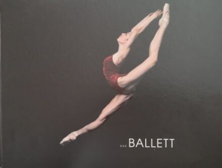 Das Balett. Gallauer, Josef - Kropf,Micheal: Das Ballett. Der Wiener Staatsoper und Volksoper. Vorwort von (ifj.) Gyula Harangozó, Balettdirektor. Ifj. Harangozó Gyula (1956-), a Wiener Staatsoper balettigazgatójának Somogyi Szilárd (1979-) rendező számár