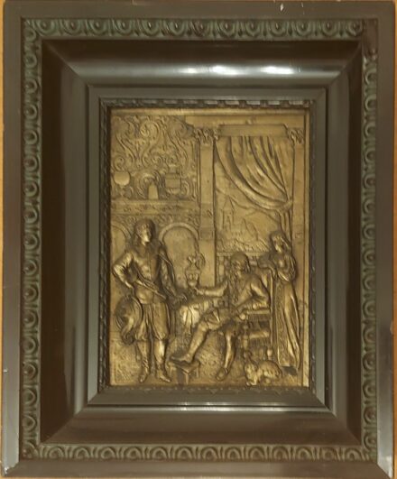 Középkori jelenetet ábrázoló bronz relief. Középkori jelenetet ábrázoló bronz relief.