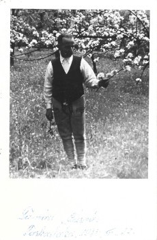 Tamási Gáspár (1904-1982) Tamási Gáspár (1904-1982) erdélyi magyar népi emlékírót, Tamási Áron testvérét ábrázoló fotó 1974-ből.
