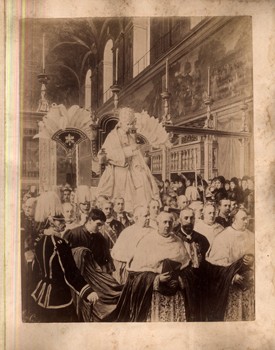 Itáliai emlékek 1893-ból - Ricordo d'Italia. 1893.  Itáliai emlékek 1893-ból - Ricordo d'Italia. 1893. Egy olaszországi út emlékére összeállított album, beragasztott kortárs, sokszorosított fotókkal.