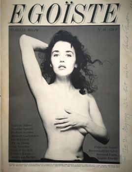 Égoïste. 1989. No. 11.  Égoïste. 1989. No. 11. A borítón Isabelle Adjani félaktjával. Richard Avedon (1923-2004) amerikai divat- és portréfotós által dedikált példány.