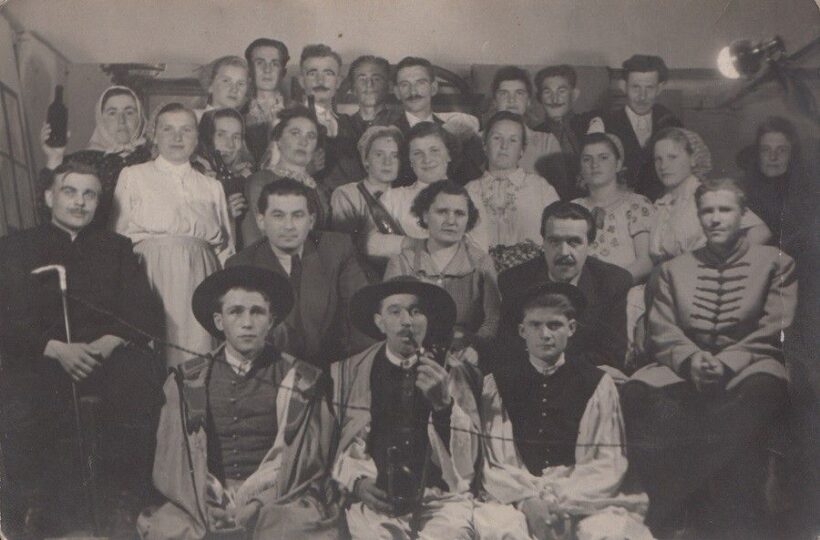45-1009 cca 1930 Amatör szinjátszó csoport 14x10cm