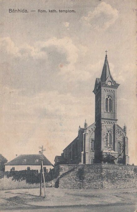 47-1572 Adony, R.K templom és iskola