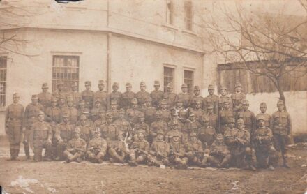 47-1093 cca 1916 Csoportkép 15x10cm