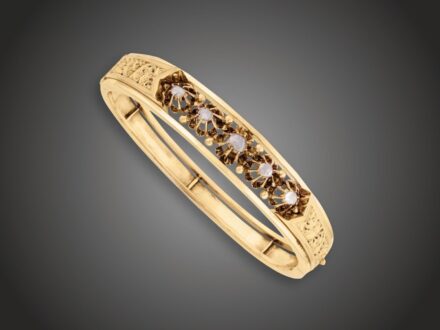 Karék, 580 au, 5 gyémánt cca. 0,35 ct, 18,5 g