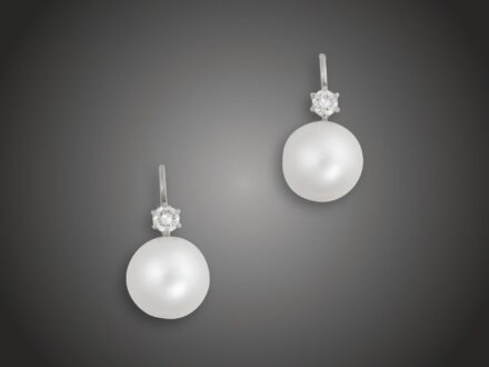 Fülbevaló, 585 au, 2 t. gyöngy, 2 bril. cca. 0,40 ct, 7,4 g