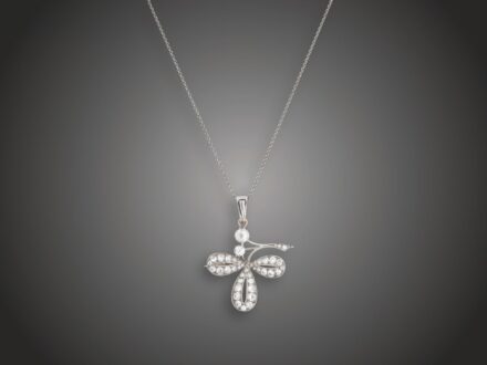 Melltű-függő, lánc, 580 au, 800 ag, 41 bril. cca. 3,0 ct, 11,8 g