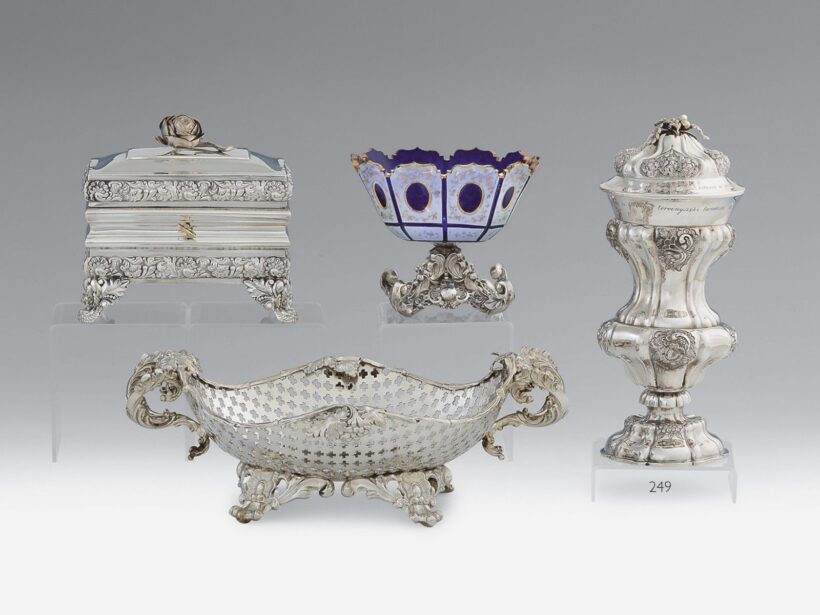 Nagyváradi biedermeier fedeles serleg, ezüst 399 g.