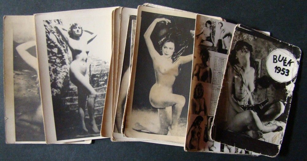 48-609 cca 1955 17 db erotikus kártya