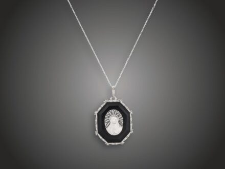 Lánc, függő, 750, 585 au, pt, ónix, 24 gyém., 10,0 g