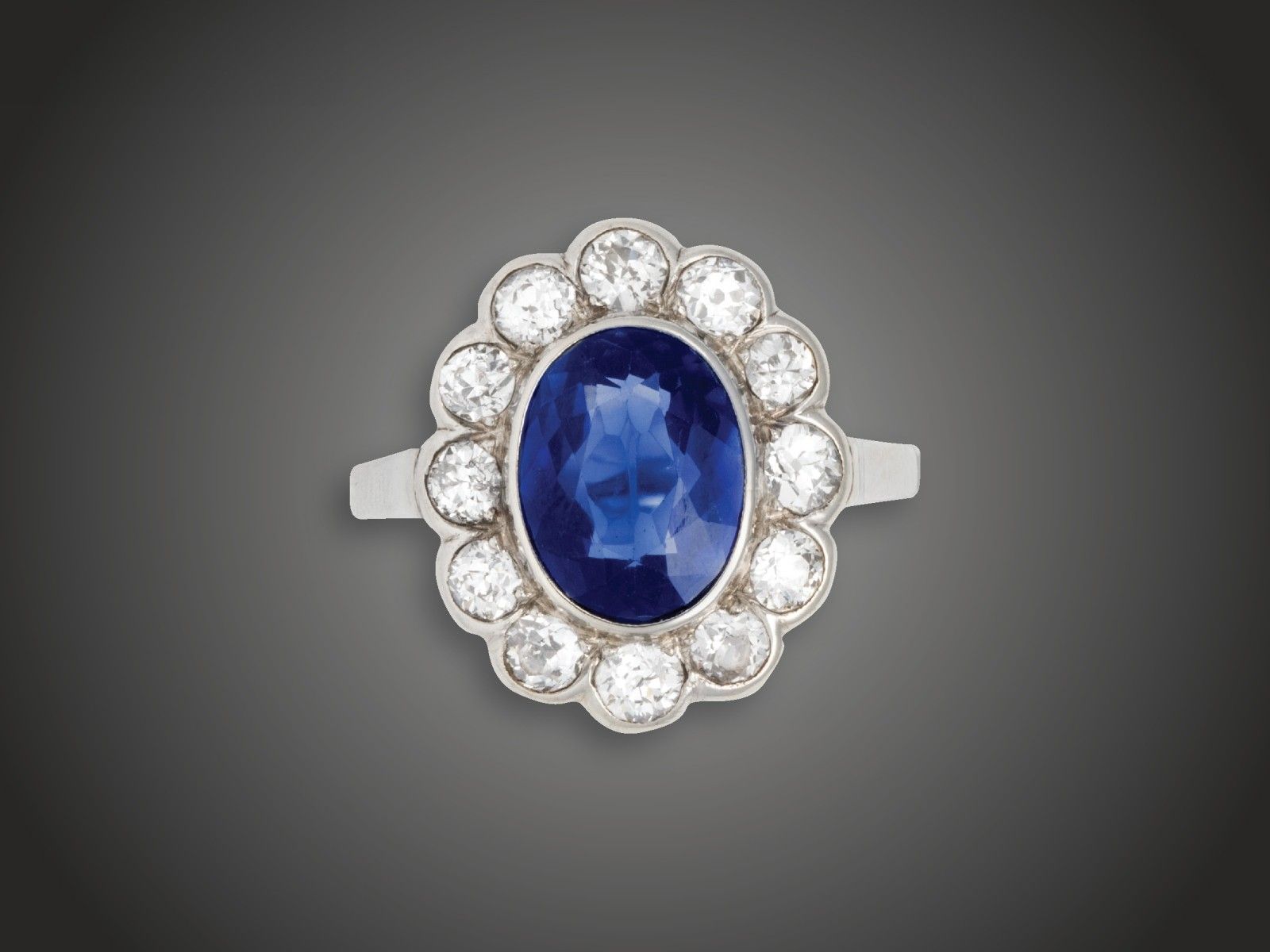 Gyűrű, 585 au, 12 bril. cca. 1,20 ct, 4,1 g