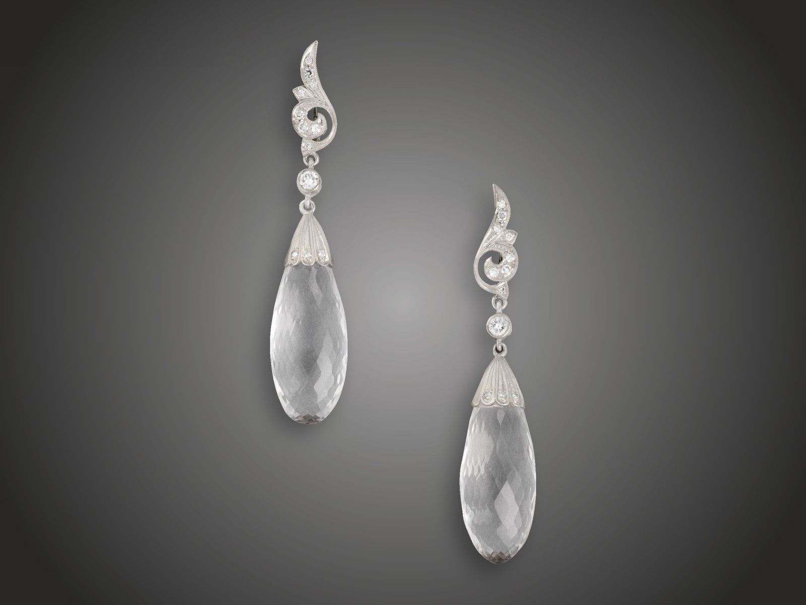 Garnitúra, 2 db, 585 au, 3 hegyikristály, 43 bril. cca. 1,0 ct, 35,5 g