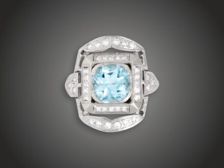 Gyűrű, 585 au, 1 topáz, 38 bril. cca. 0,80 ct, 5,4 g 