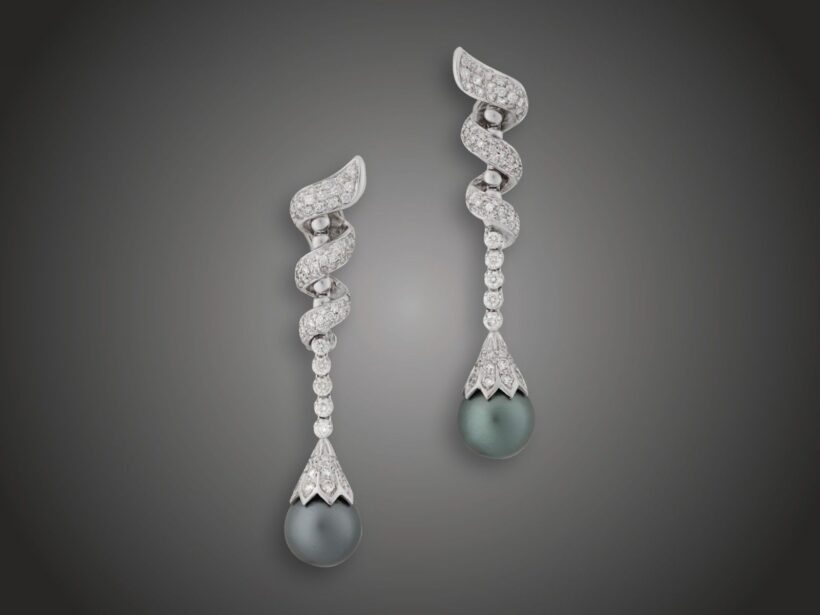 Fülbevaló, 750 au, 2 t. gyöngy, 192 bril. cca. 3,0 ct, 24,0 g 