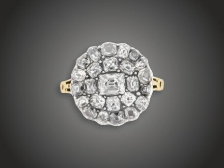 Gyűrű, 585 au, ag, 25 bril. cca. 2,70 ct, 5,9 g 