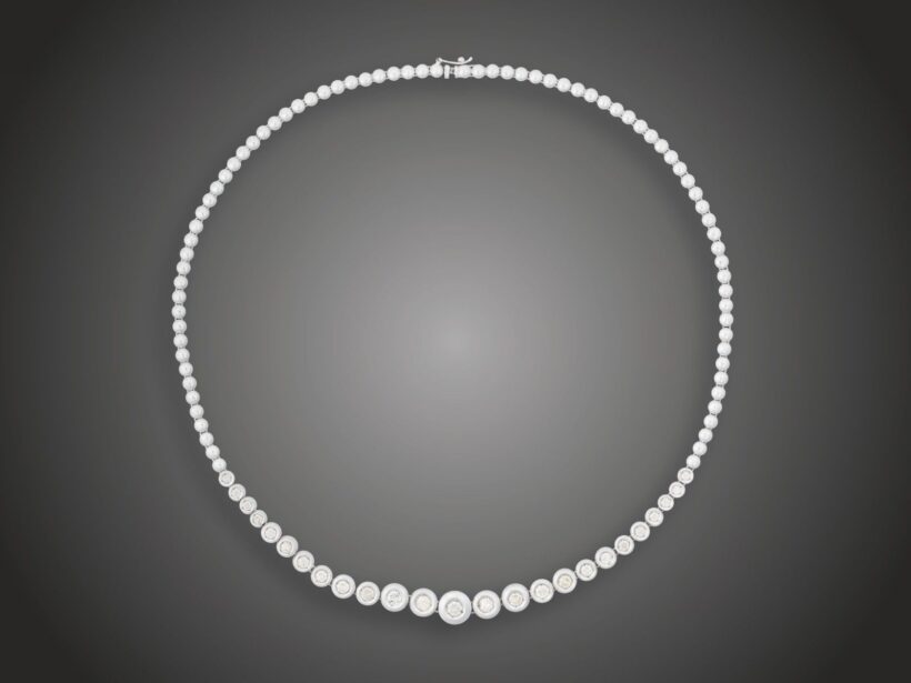 Nyakék, 750 au, 25 bril. cca. 4,30 ct, 39,6 g 