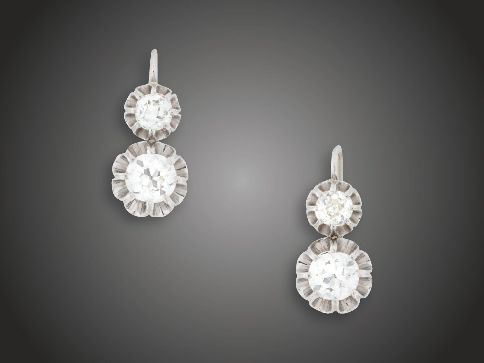 Fülbevaló, 585 au, 4 bril. cca. 2,85 ct, 4,1 g