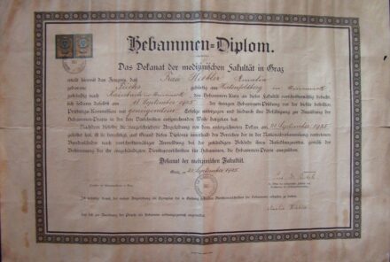 53-500 1925 Szülésznői diploma, 1 db 10.000 és 1 db 5.000 kr. okmánybélyeggel